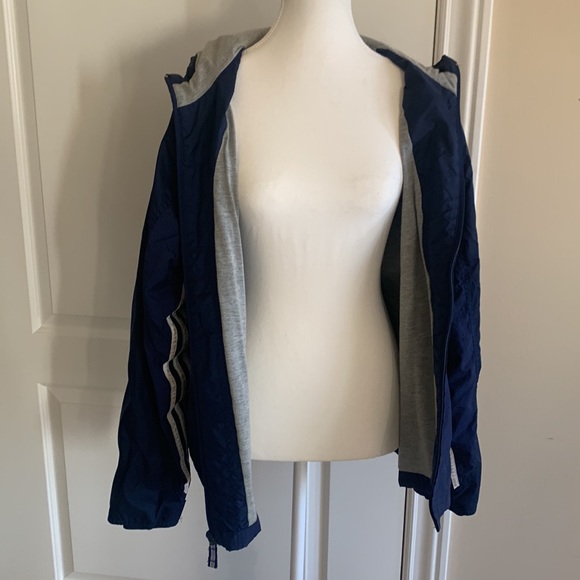 Vintage Adidas windbreaker 3 stripes - Picture 9 of 13